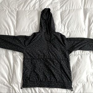 SARAHS DAY WHITE FOX BLACK CAMO RAIN HOODIE